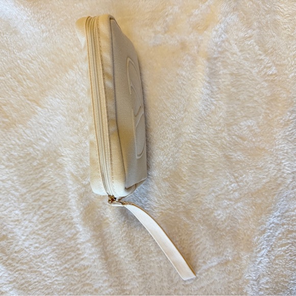 VALENTINO BEAUTY Small Ivory Pouch Wristlet Clutch Makeup bag - Picture 4 of 5